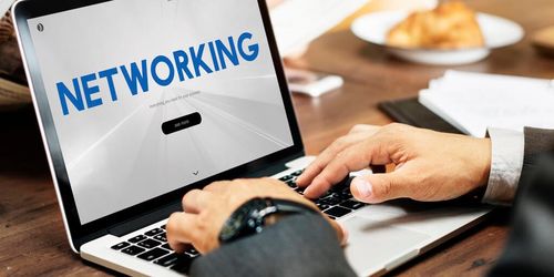 計算機專業(yè)緣何經(jīng)久不衰？解析其廣闊就業(yè)前景與核心軟硬件方向